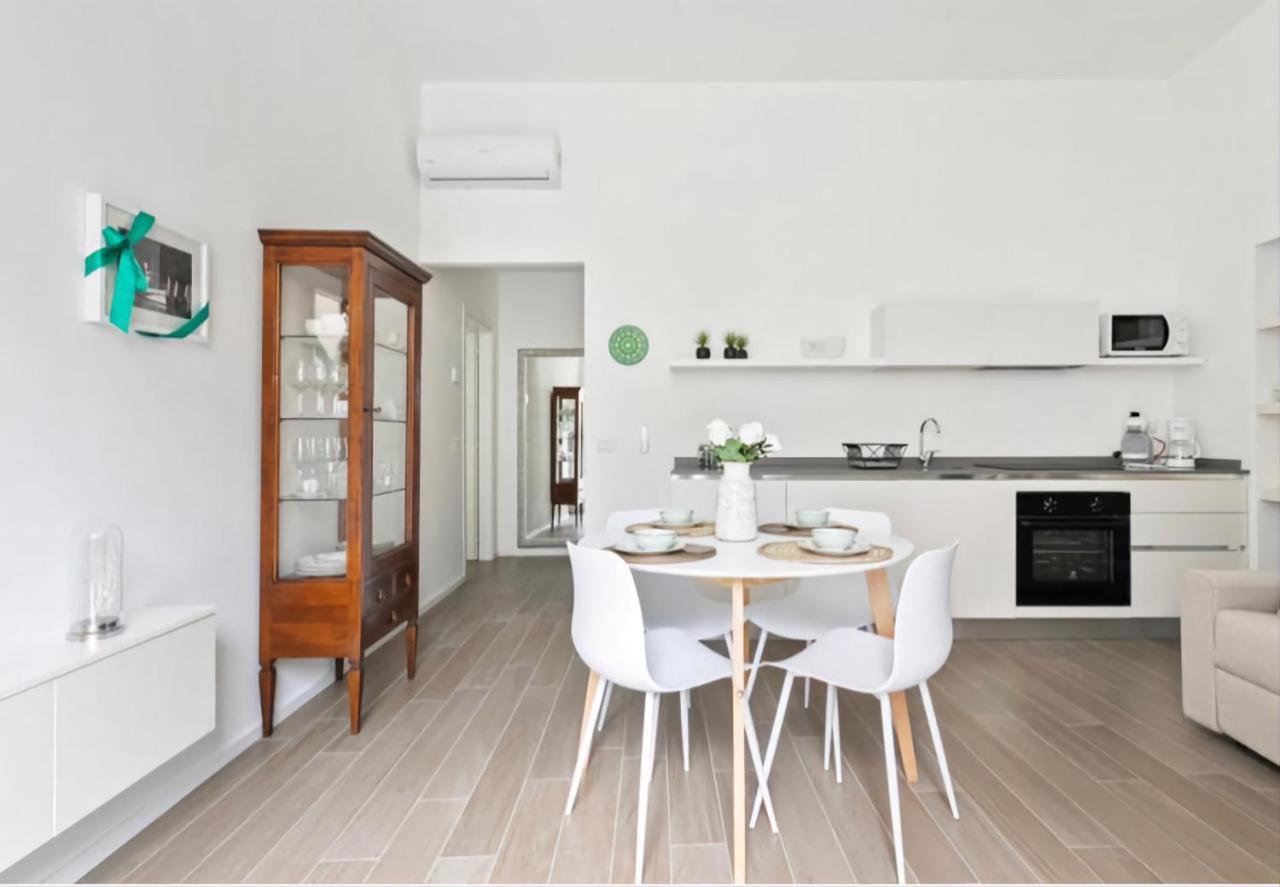 Sofia Lake Suite Como Bagian luar foto